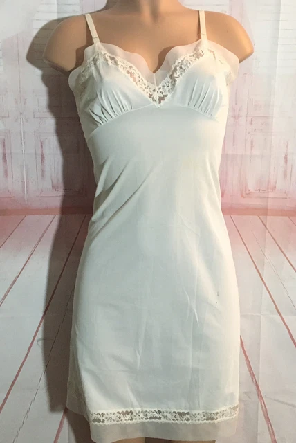 Vintage Ivory Full Slip Henson Kickernick Lace Trim 11 Jr