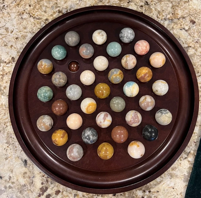 The Bombay Company Wood Solitaire Game 1994 36 LRG Heavy Marbles 13.5” with BOX 