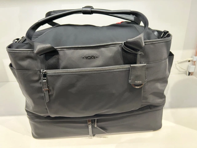 NEW TUMI VOYAGEUR CARLYN Weekender Tote Laptop Duffel Bag