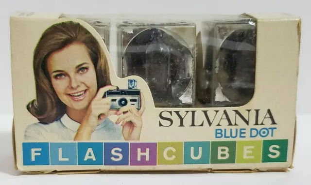 Vintage Sylvania Blue Dot Flash Cubes Bulbs Pack of 3 in Original Box