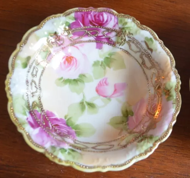 Antique Nippon Berry Bowl Set Hand Painted Japan Gold Trim Lot of 7- 1 chip