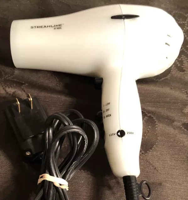 Lightly Used Wahl Streamline Opal Professional Barber Hair Dryer Model 5489
