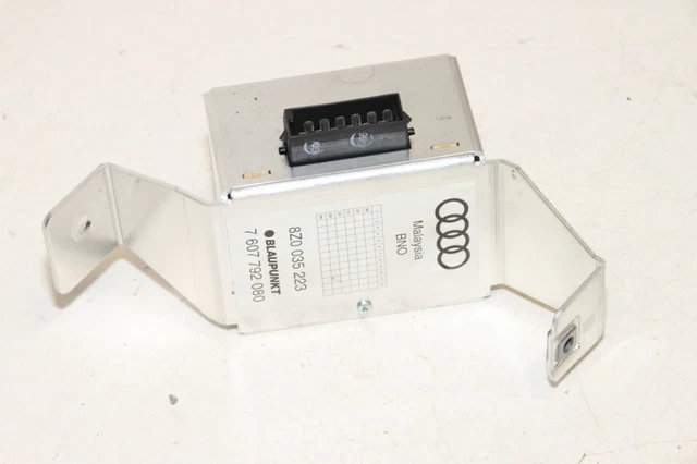 Audi A2 8Z 1,4TDI Audioverstärker Amplificatore Blaupunkt 8Z0035223