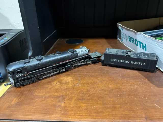 HO Scale Rivarossi Southern Pacific SP Cab Forward steam locomotive 4274 DCC