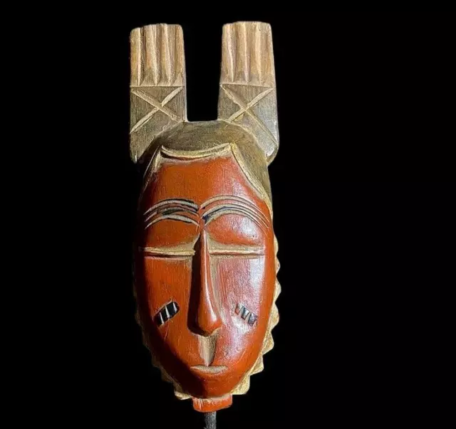 Maschera per il viso di arte tribale africana in legno intagliato a mano...