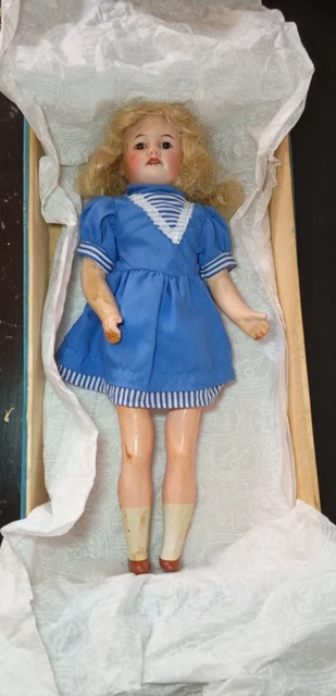 POUPEE DE COLLECTION  Unis France 60 - Tëte En Porcelaine - 30 Cm + Boite EUR 30,00 - FR