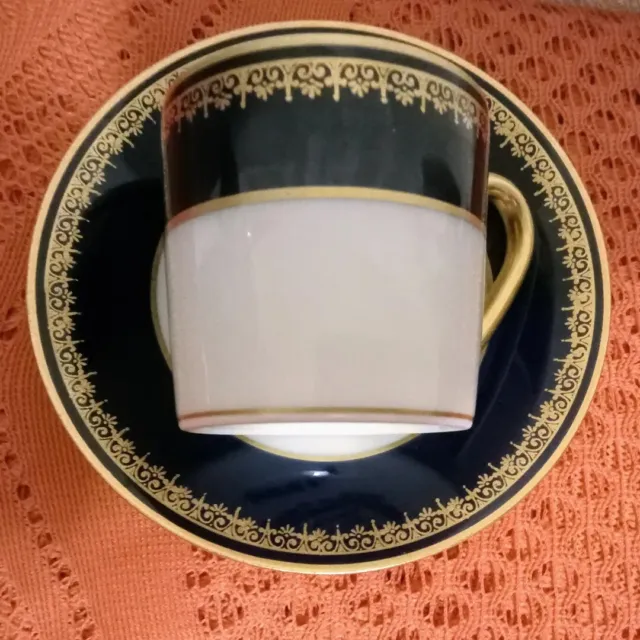 Tasse à café, porcelaine de Limoges, blue de four