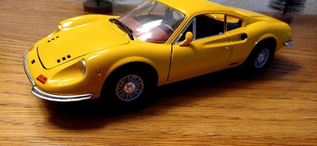 RARE LOT VoitureS FERRARI DINO 1/18 ANSON Rouge e Jaune SPECIAL COLOR