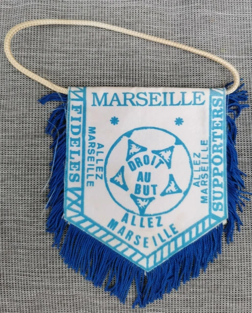 Ancien petit fanion avec Canetille OM Olympique de Marseille