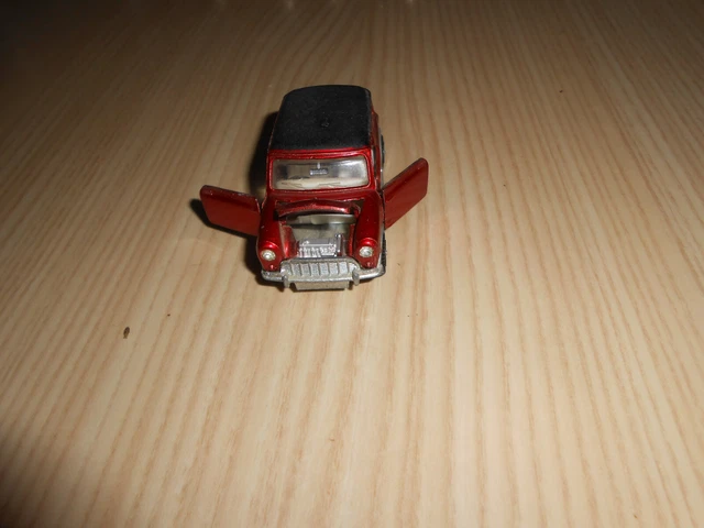 Mini Cooper Dinky Toys au 1/43 ème