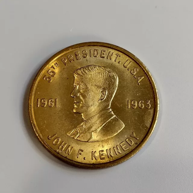 Coin USA - Token	1961-63		35th President U.S.A. John F. Kennedy	(1236)