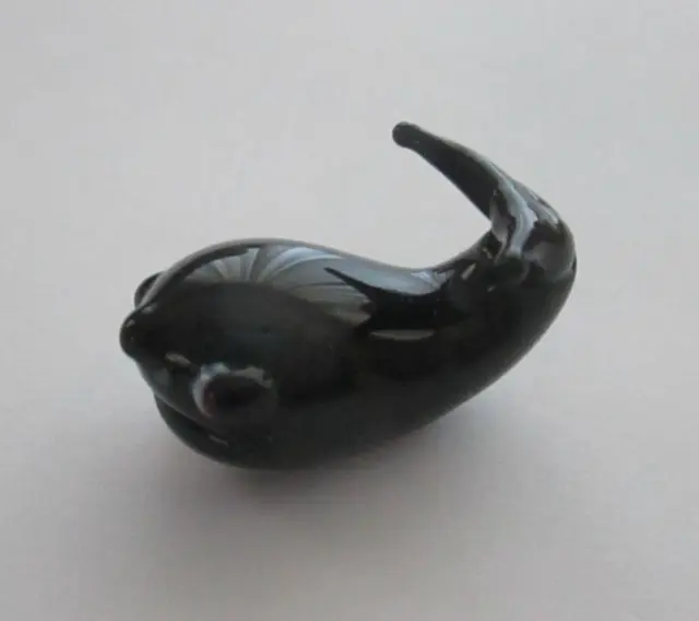 iBB black whale  MINIATURE GLASS FIGURINE art mini tiny world