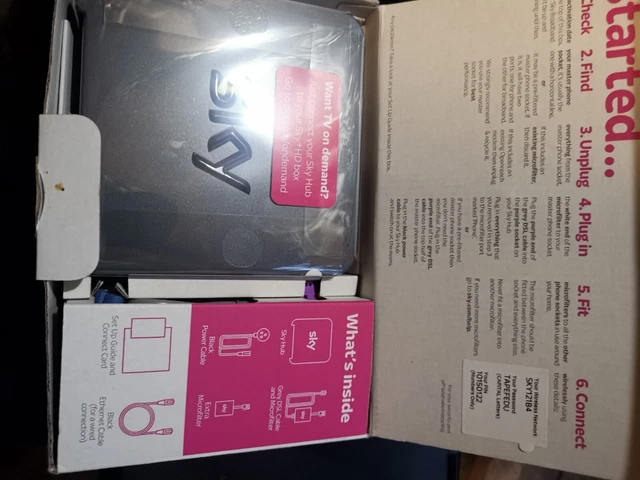 Sky Hub SR-102 router wireless nero DSL Wi-Fi in scatola e accessori