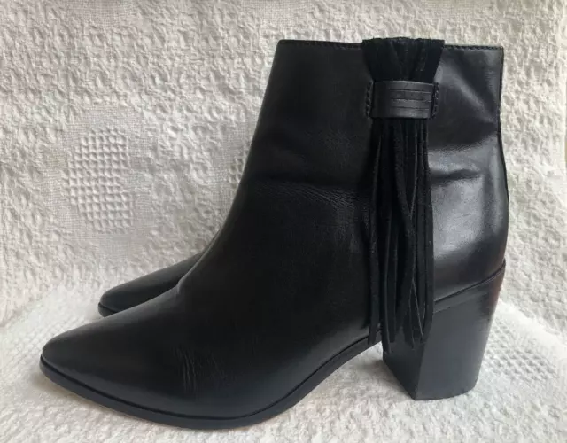 " Diana Ferrari "    Ankle Boots   -    Size 9  Aus  /  Eur 40    ( " Mystic " )