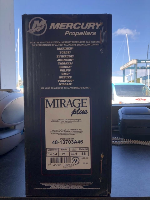 14-3/4 x 21 Mirage Plus Mercury Prop RIGHT-HAND 8M0151310