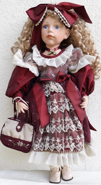 STATUETTE ANCIENNE PETITE fille avec sa poupée biscuit France Antique statuette EUR 115,00 - FR