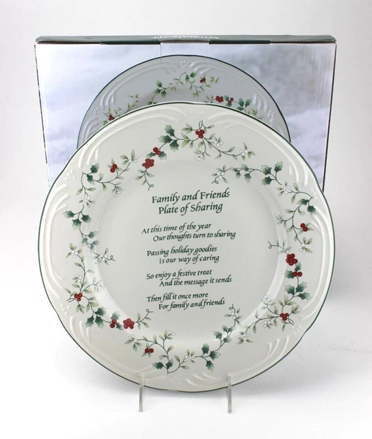Pfaltzgraff Winterberry Friends and Family Plate of Sharing Serving Plate 12"