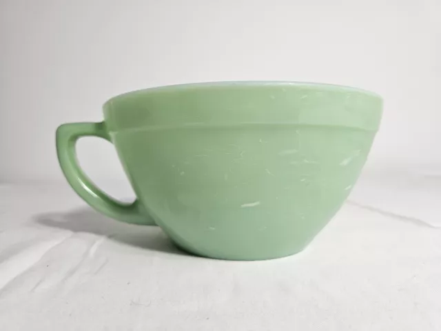 Vtg Jadeite Fire King Oven Ware Mixing Batter Bowl w/ Pour Spout & Handle