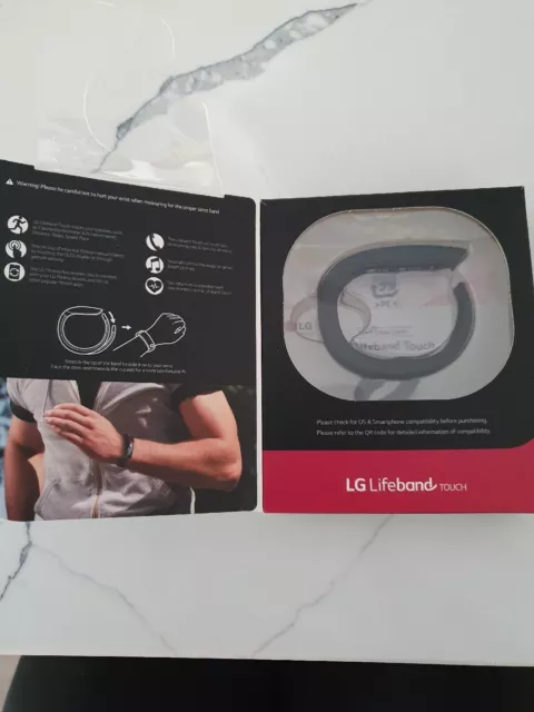 LG Lifeband Touch- Bluetooth Fitness Wristband- LCD Screen - Size S