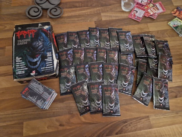 PITT  1995 INTREPID 97/100 Cards + CARD ZOYVOD H3 CARTE COMICS - 244 Cartes !!!!