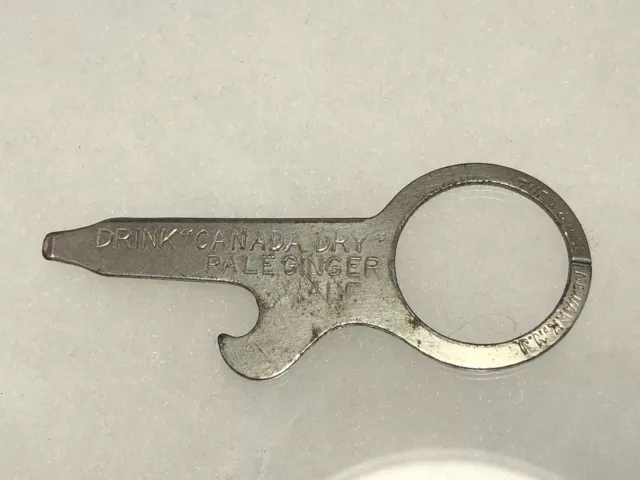 Old Canada Dry Pale Ginger Ale Soda Beer Bottle Cap Opener Key Ring Prohibition