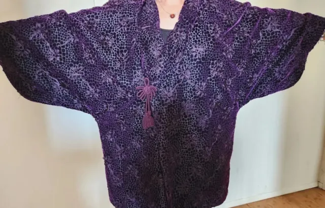 Japanese Kimono Coat Haori, Velvet & Silk Tokyo, Purple Mallow Floral - Antique