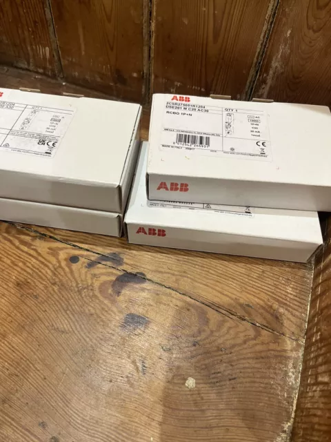 ABB RCBO 10A 1P+N Poles 30mA Type C DSE201 M C20 A30 2CSR275151R1204 BRAND NEW