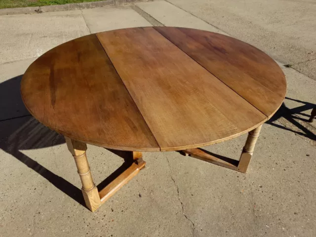 Nigel Rupert Griffiths Arts and Crafts Round table, Oak. 160cm dia.