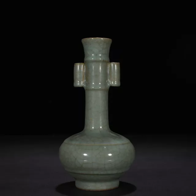 9.6" China porcelain Song dynasty guan kiln cyan glaze Ice crack double ear Vase