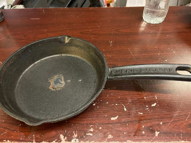 Emeril Lagasse 12" Heavy Duty Cast Iron Fry Pan Skillet   Nice One