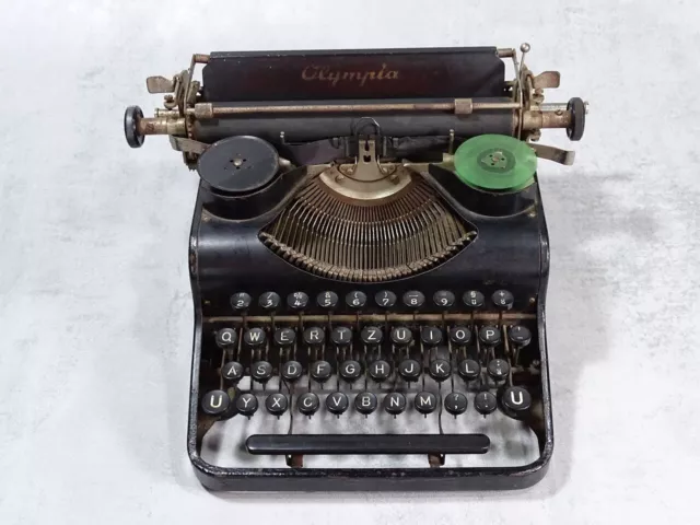 ALTE Schreibmaschine "Olympia" Typewriter 40er Jahre (H366)