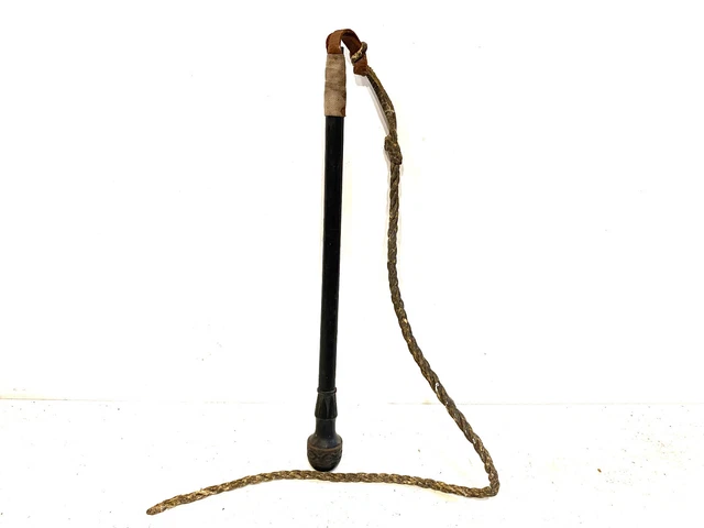 Fouet D'Équitation Ancien (Crop) Bois Et Cuir Tressé - Environ 120cm - Époque XIXe/XVIIIe?