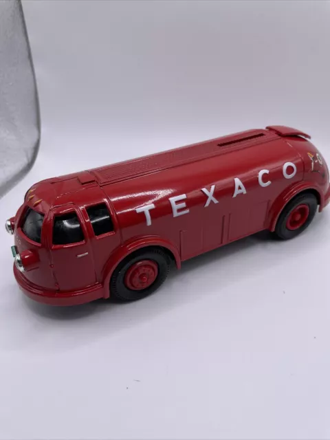 1934 TEXACO DIAMOND T TANKER “DOODLE BUG” Truck COIN BANK SERIES #11 ERTL 2