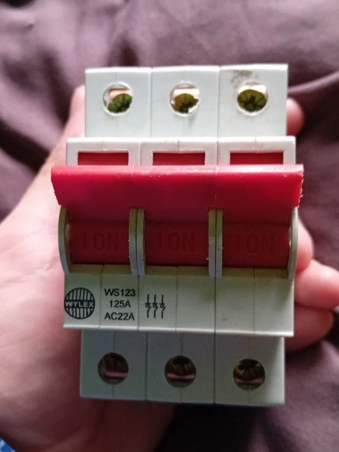 Wylex 125A Interruttore principale/isolatore/disconnettore triplo polo WS123 AC22A
