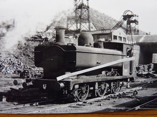 EX GWR/BARRY RAILWAY Class `F` 0-6-0PT No. 780 at Nine Mile Point ...