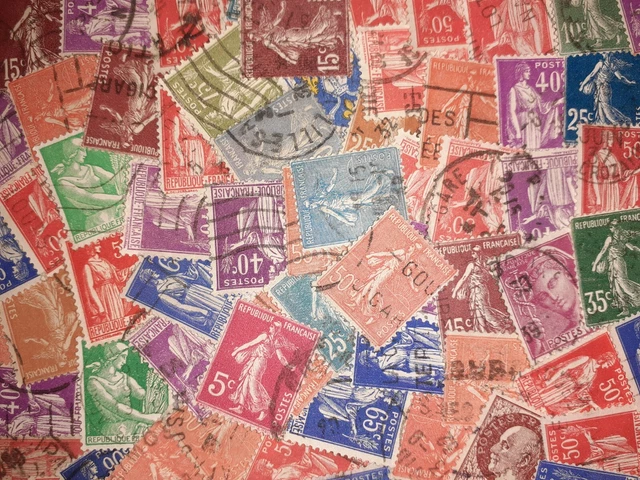 Collections - France Collection , Environ 30 Grammes De Timbres Obliteres