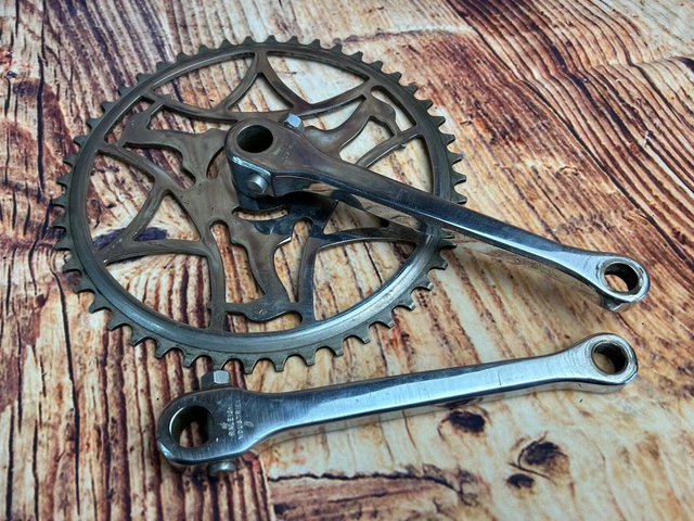 Raleigh Industries 165 Cotter Pin Crankset 3speed 48t England Sports Superbe LTD Raleigh Industries 165 Cotter Pin Crankset 3speed 48t England Sports Superbe LTD
