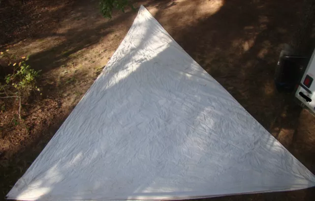 Headsail/Genoa/Jib - Luff = 30'8", Leech=30'1" Foot =16'3", Bronze hanks, Bag