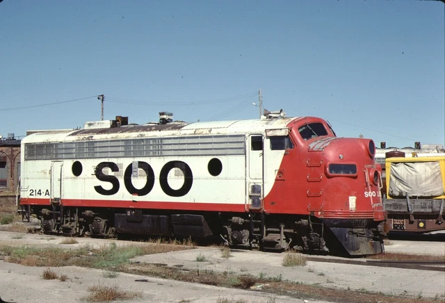 Soo Line EMD F7 Kodachrome original Kodak Slide