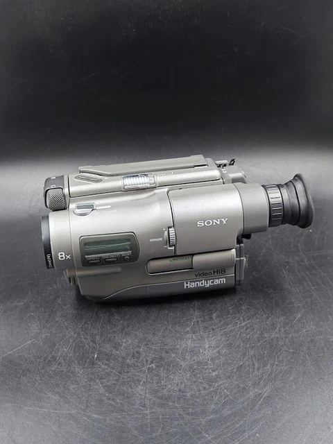 Caméra SONY CCD-V100E Vidéo 8 Pro + valise SONY Reporter - Photo, audio & vidéo