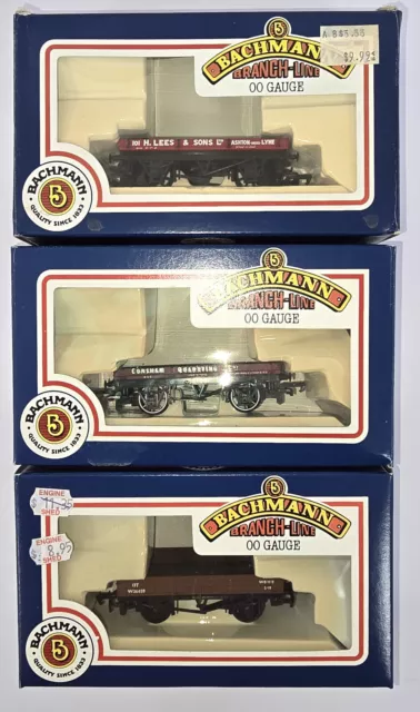 Bachmann  Branch Line, 3  plank wagons OO gauge,  as new including boxes