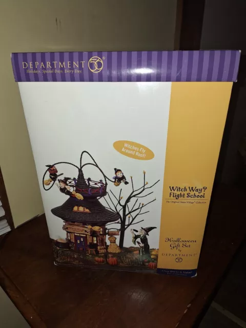 Dept 56 Witch Way Flight School Snow Village Halloween 55347 with Box