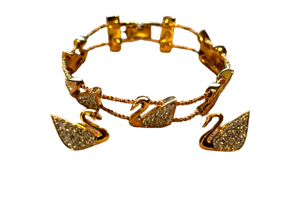 Swarovski Crystal Pave Logo Swan Link Chain 8" Bracelet w/Earrings Valentines