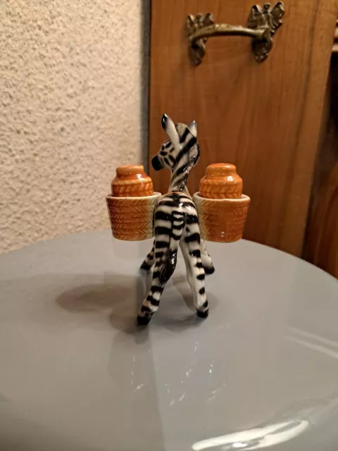 Saliere Et Poivrier Zebre En Porcelaine De Western Germany 3