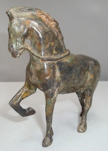Estatua Caballo Fauna Art Deco Estilo Art Nouveau Estilo Bronce sólido Firmado
