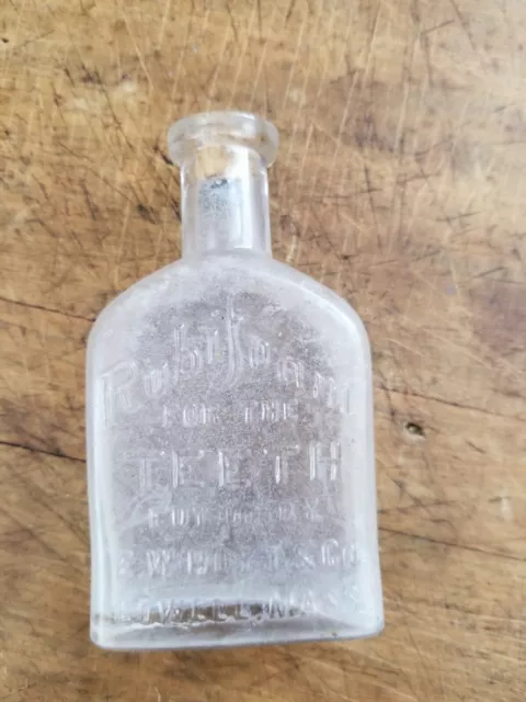 Antique Glass Bottle RUBIFOAM FOR THE TEETH E W Hoyt 4" Dental Bottle