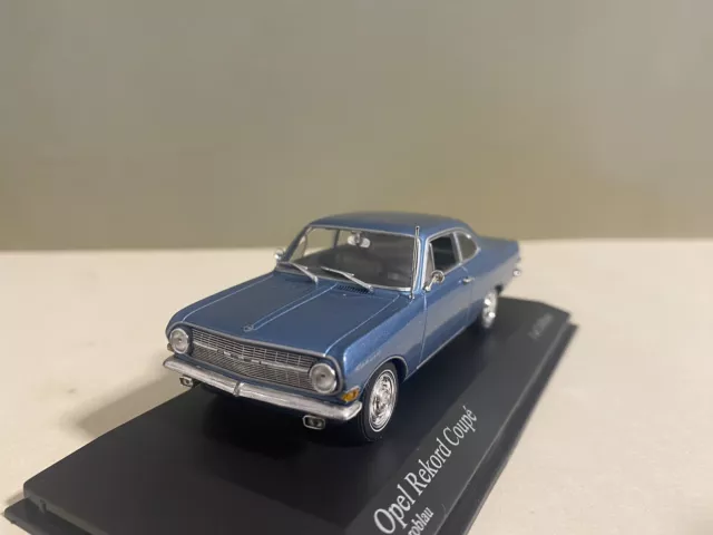 Opel Rekord A Coupe 1963  Minichamps 1:43