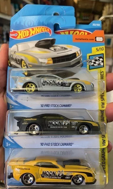 A9 1/64 Hot Wheels  Moon Eyes Pro stock camaros lot of 3 long or short cards