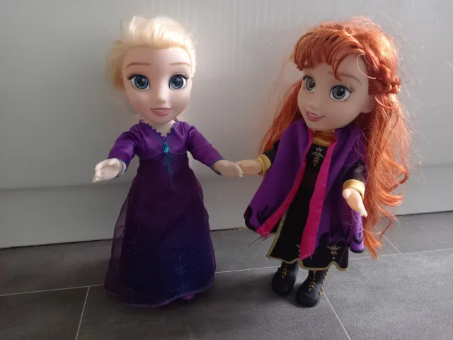 Disney Frozen 2 Anna Adventure Doll and Elsa Musical Doll with light and sounds