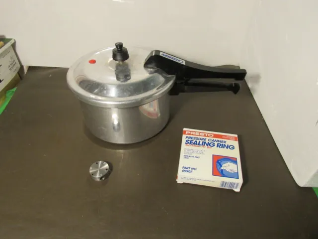 Vintage Presto 4 Qt. Pressure Cooker Model 0124104 